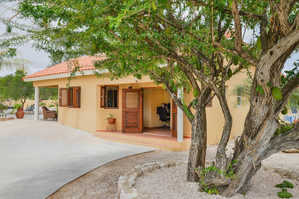 Lagun Blou Dive And Beach Resort Exterior foto